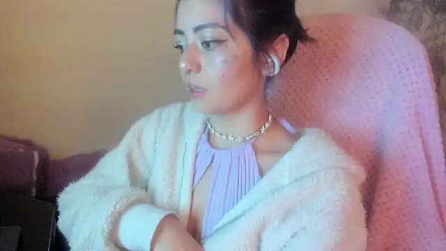 Sammysammy  online show from February 9, 7:45 am