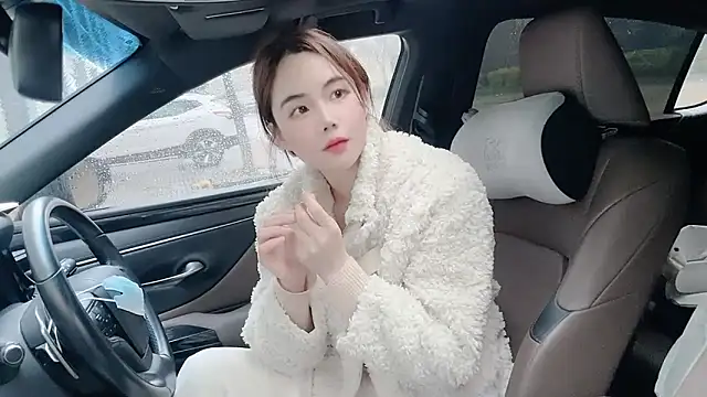 Snapshot of orla2021 chatting on March 23, 12:36 am orla2021 online show from March 23, 12:36 am