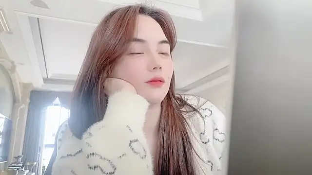 Snapshot of orla2021 chatting on April 5, 7:27 am orla2021 online show from April 5, 7:27 am