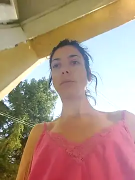 Snapshot of JoLeNe27 chatting on September 22, 5:42 am JoLeNe27 online show from September 22, 5:42 am