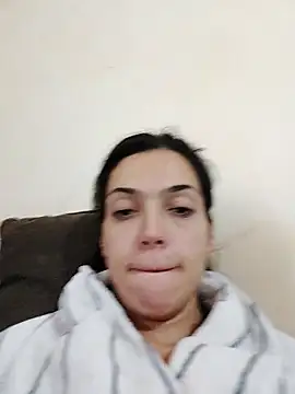 Snapshot of JoLeNe27 chatting on October 1, 6:08 am JoLeNe27 online show from October 1, 6:08 am