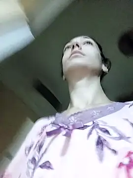 Snapshot of JoLeNe27 chatting on October 13, 2:00 am JoLeNe27 online show from October 13, 2:00 am