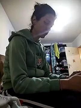 Snapshot of JoLeNe27 chatting on October 18, 5:14 pm JoLeNe27 online show from October 18, 5:14 pm