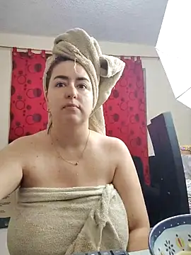 Snapshot of rosahills chatting on September 28, 11:04 am rosahills online show from September 28, 11:04 am