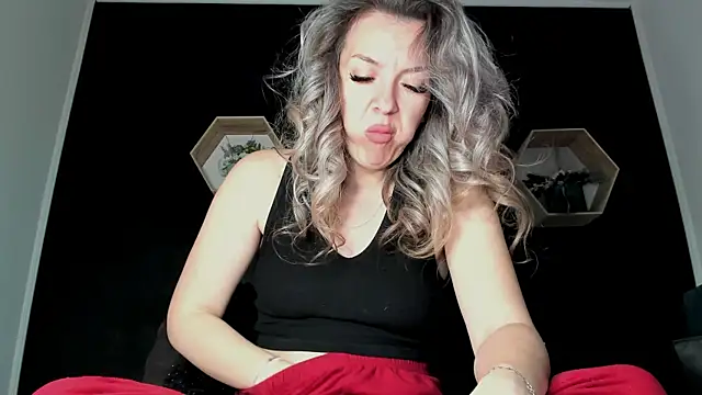 Alesys69 online show from May 20, 8:15 pm