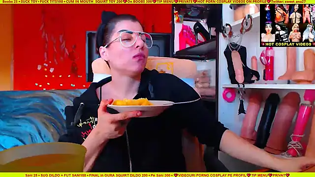 cuminmenowbbyx online show from February 22, 1:57 pm