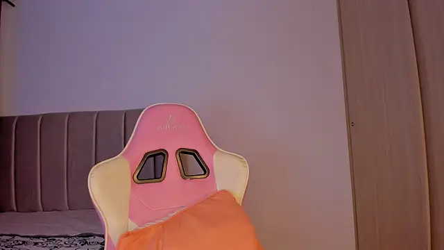 isa bunny online show from September 23, 12:57 am