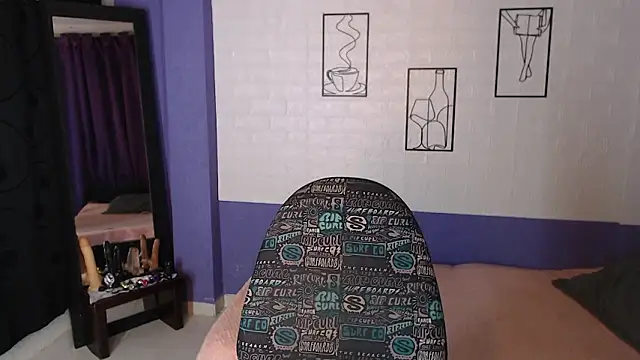 skinny Yizz online show from March 16, 11:20 pm