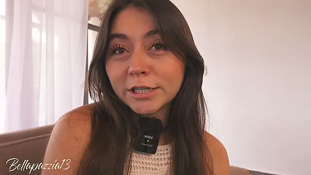 Snapshot of Bellapazzia chatting on September 27, 6:57 pm Bellapazzia online show from September 27, 6:57 pm