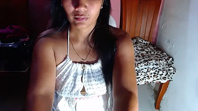 Snapshot of katrina26 chatting on January 4, 7:13 pm katrina26 online show from January 4, 7:13 pm