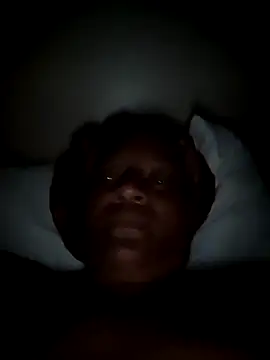 Snapshot of Galcraze chatting on March 17, 5:05 pm Galcraze online show from March 17, 5:05 pm