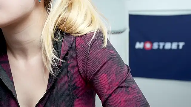 Snapshot of foxeslovefoxes chatting on January 12, 5:54 pm foxeslovefoxes online show from January 12, 5:54 pm