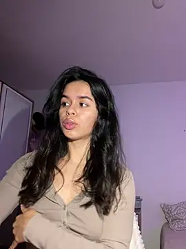 xlovelygirlx online show from February 16, 3:04 am