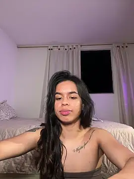 xlovelygirlx online show from February 20, 12:41 am