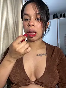 xlovelygirlx online show from October 12, 2:49 pm