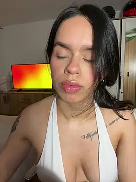 xlovelygirlx online show from March 17, 1:21 am