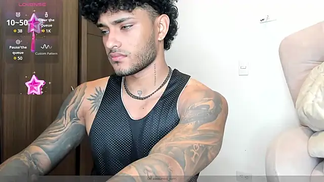 Snapshot of Alessandro_Vanni chatting on December 7, 12:08 am Alessandro Vanni online show from December 7, 12:08 am