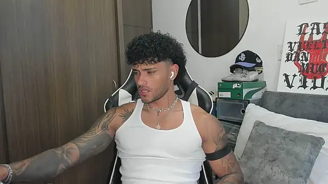 Alessandro Vanni online show from September 30, 1:05 pm