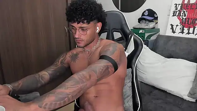 Alessandro Vanni online show from October 2, 1:56 am