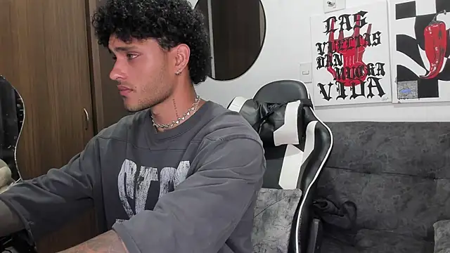 Alessandro Vanni online show from February 28, 12:33 am