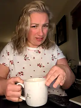 Canadian BBW online show from March 20, 12:54 pm