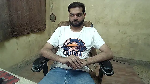 Snapshot of mynastyfuckerr chatting on October 29, 3:25 pm mynastyfuckerr online show from October 29, 3:25 pm