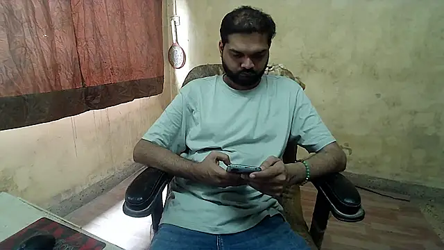 Snapshot of mynastyfuckerr chatting on November 2, 5:32 am mynastyfuckerr online show from November 2, 5:32 am