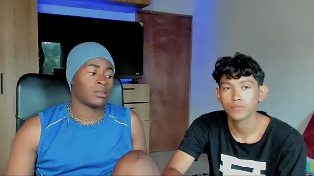 CrissBrownxxx online show from July 2, 10:49 pm