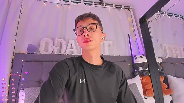 Thiago jones online show from March 3, 8:54 pm