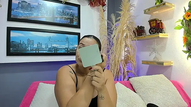 Snapshot of kagomme chatting on January 8, 4:37 am kagomme online show from January 8, 4:37 am