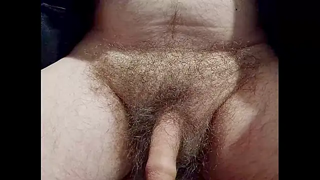 hairyuncut00 online show from December 6, 2:57 am