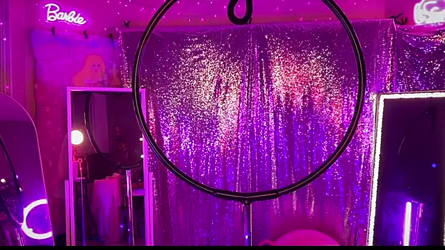 Snapshot of bimbotwerkqueen chatting on January 31, 8:01 am bimbotwerkqueen online show from January 31, 8:01 am