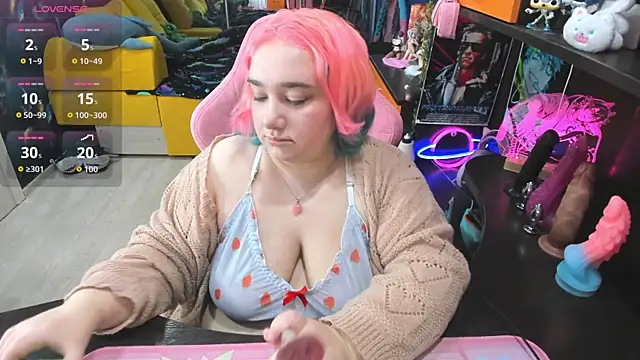 Softie Sofy online show from December 5, 3:15 am