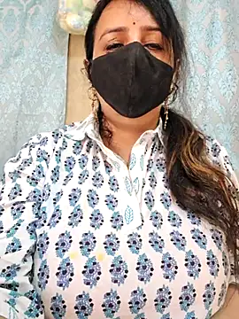 cute-tanvi online show from October 18, 1:41 am