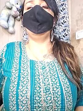 cute-tanvi online show from April 2, 12:41 am