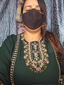 cute-tanvi online show from May 6, 12:52 am