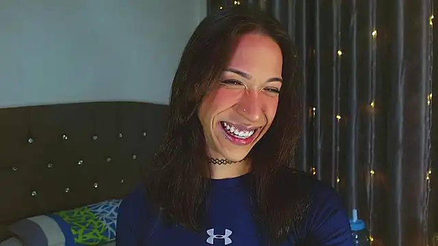 Kenisha Sweet online show from January 15, 1:43 am