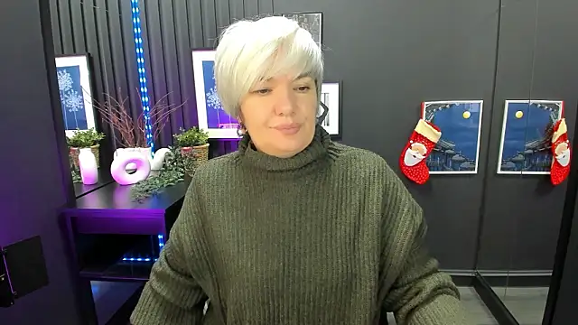 CarmenSoft online show from January 17, 8:34 pm