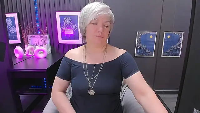CarmenSoft online show from May 12, 8:55 am