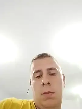 Snapshot of Morningstar61 chatting on October 13, 2:55 am Morningstar61 online show from October 13, 2:55 am