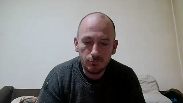 Johan   Barker online show from February 8, 4:43 pm