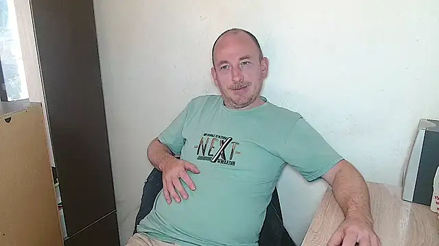 Johan   Barker online show from March 11, 1:39 pm