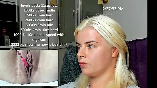 queenofthenighttt online show from October 14, 12:28 pm