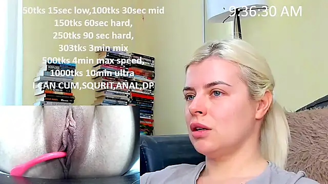 Snapshot of queenofthenighttt chatting on February 28, 8:37 am queenofthenighttt online show from February 28, 8:37 am