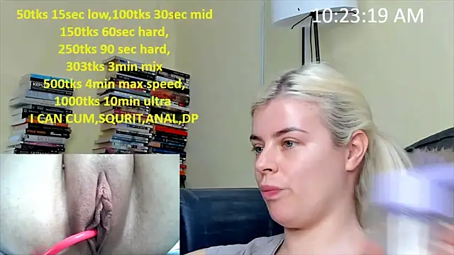 Snapshot of queenofthenighttt chatting on March 7, 9:17 am queenofthenighttt online show from March 7, 9:17 am