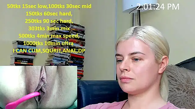 Snapshot of queenofthenighttt chatting on March 27, 1:00 pm queenofthenighttt online show from March 27, 1:00 pm