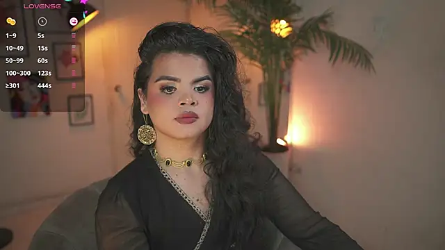 artechloe online show from January 9, 10:44 pm