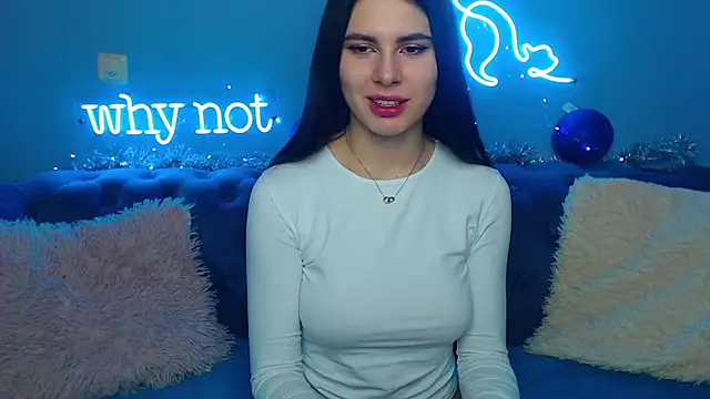 ViollinaLove online show from December 22, 5:45 am
