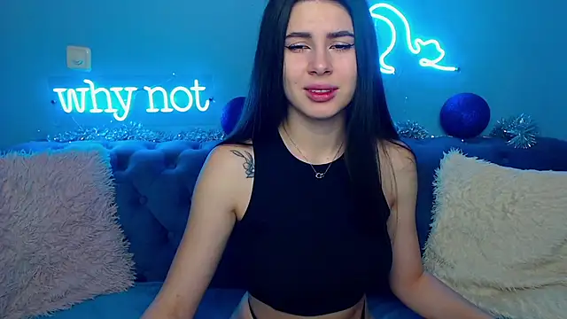 ViollinaLove online show from January 5, 5:41 am