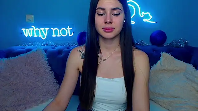 ViollinaLove online show from January 11, 5:51 pm